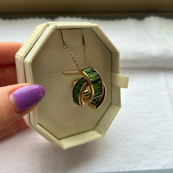 Swarovski Matrix Pendant, Green & Gold Plated! - Picture 3 of 12